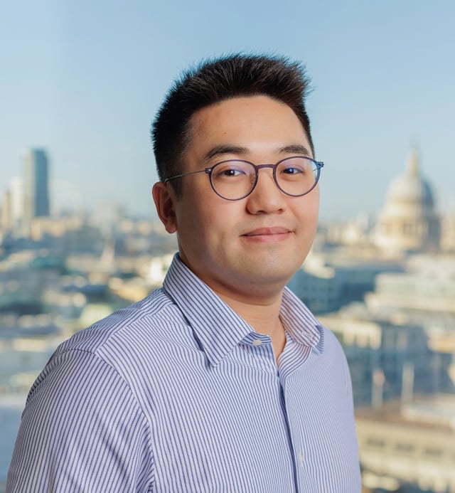 Weiguang Xue